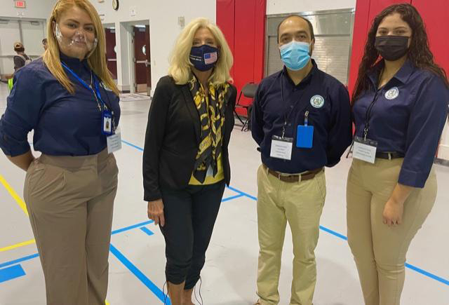 Commissioner Sachs with Guatemalan Vice Consul Luis Alberto Contreras
      Garcia, Cindy Marroquin and Soenia Marroquin